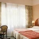 Center Hotel