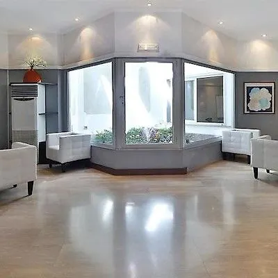 Center 3* Como