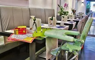 Center Hotel 3*