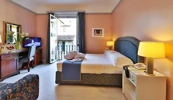 Center 3* Como
