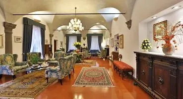 Center Hotel 3*